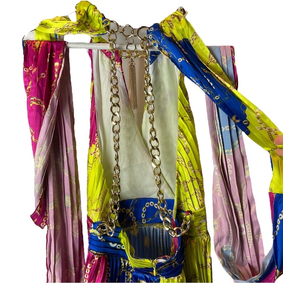 L’Atiste Gold Chain Colorful Pleated Maxi Dress - Picture 5 of 11